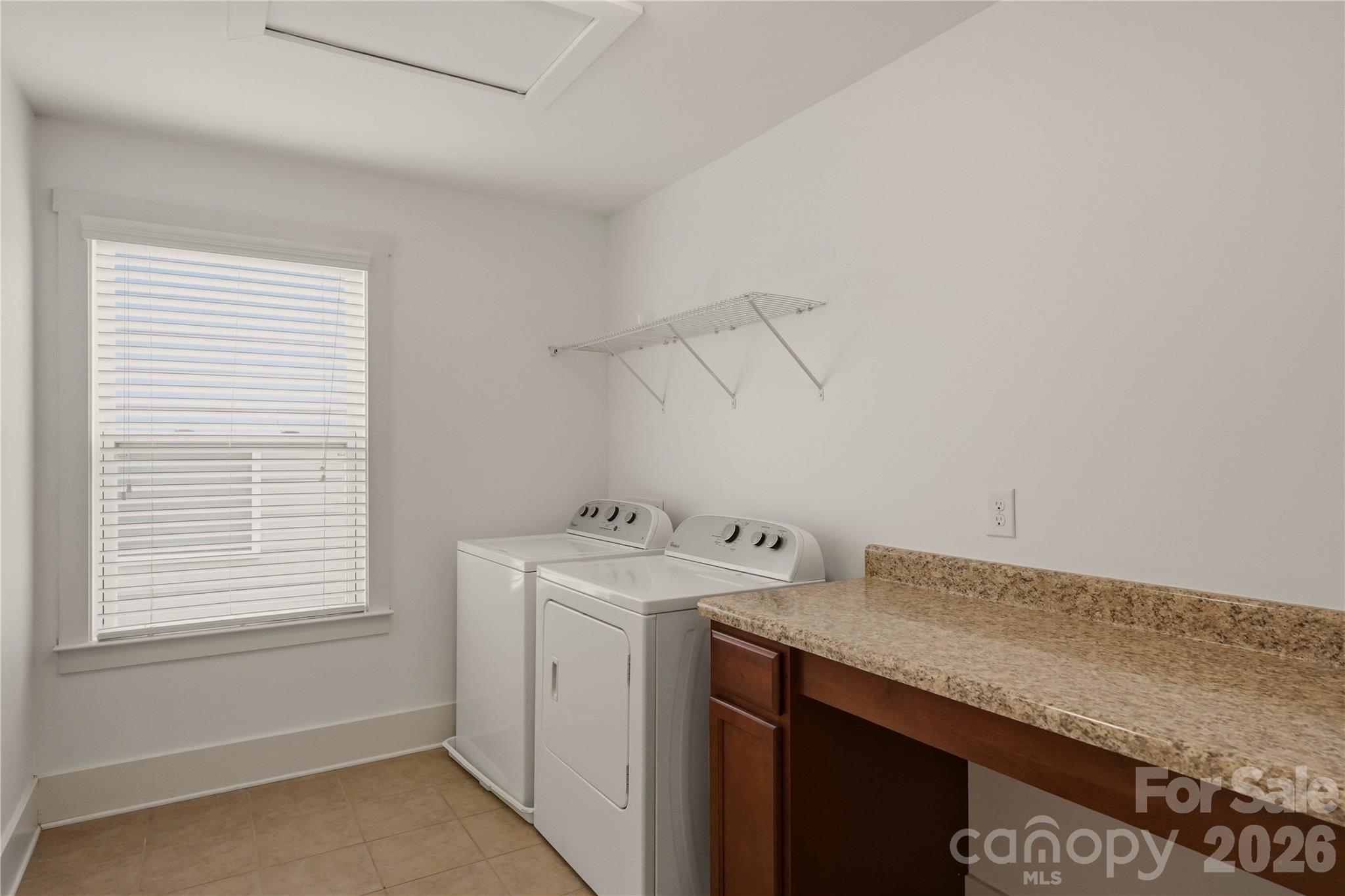 2207 Bluebell Way