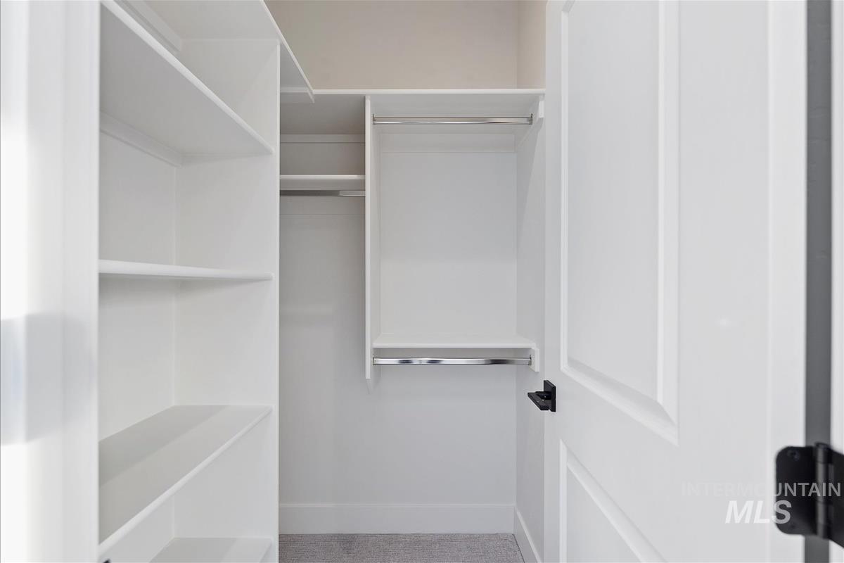 2548 E Sawtelle Peak St