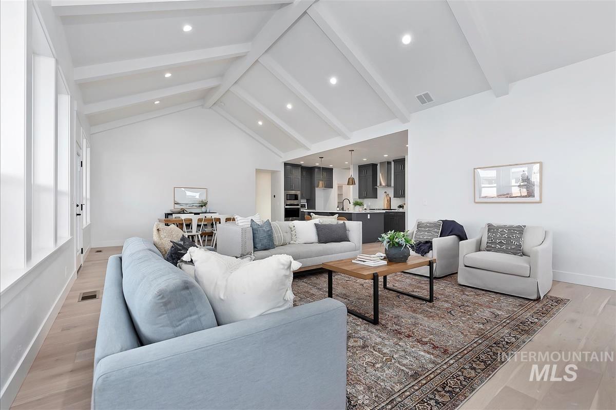 2548 E Sawtelle Peak St