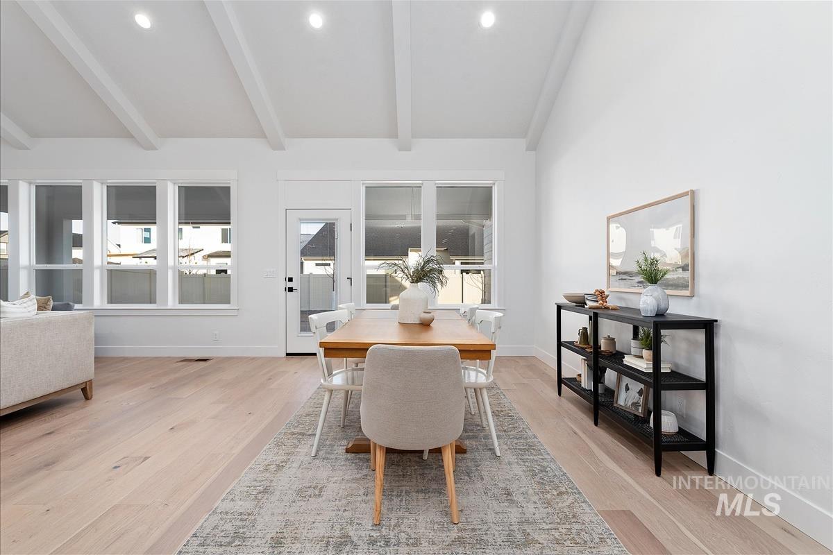 2548 E Sawtelle Peak St