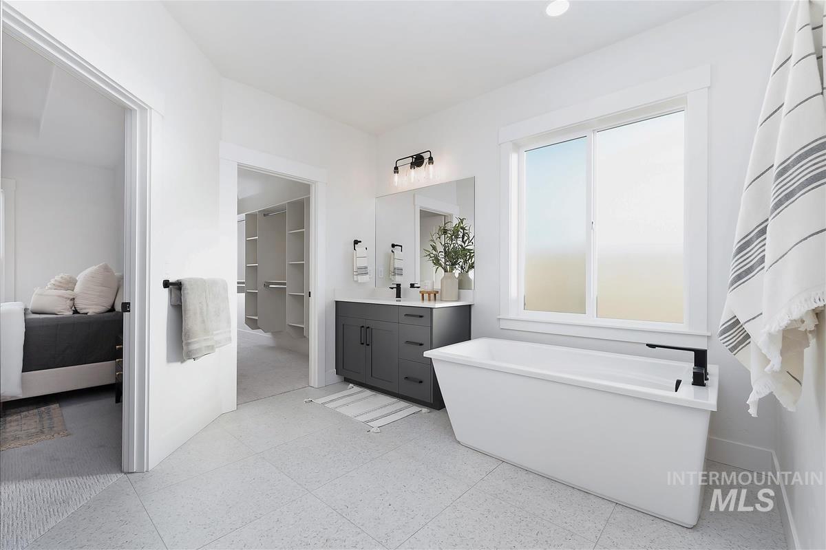 2548 E Sawtelle Peak St