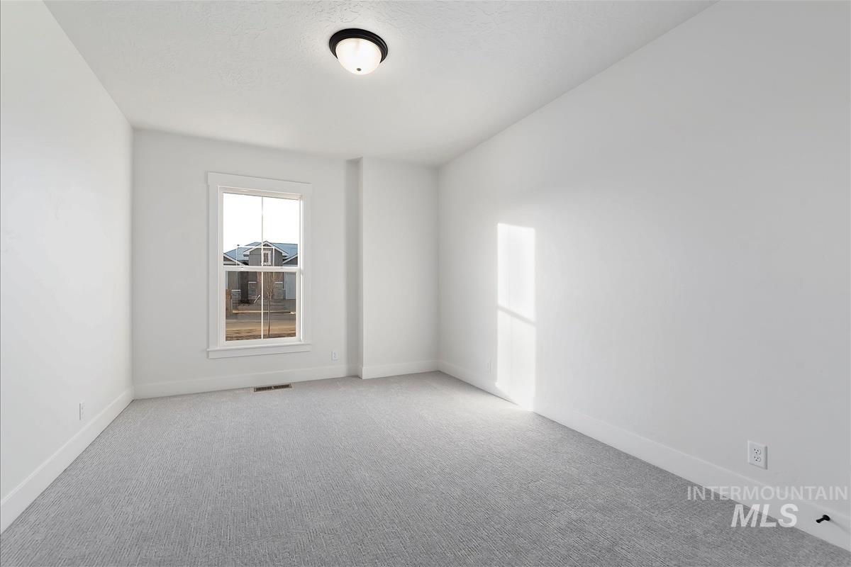 2548 E Sawtelle Peak St