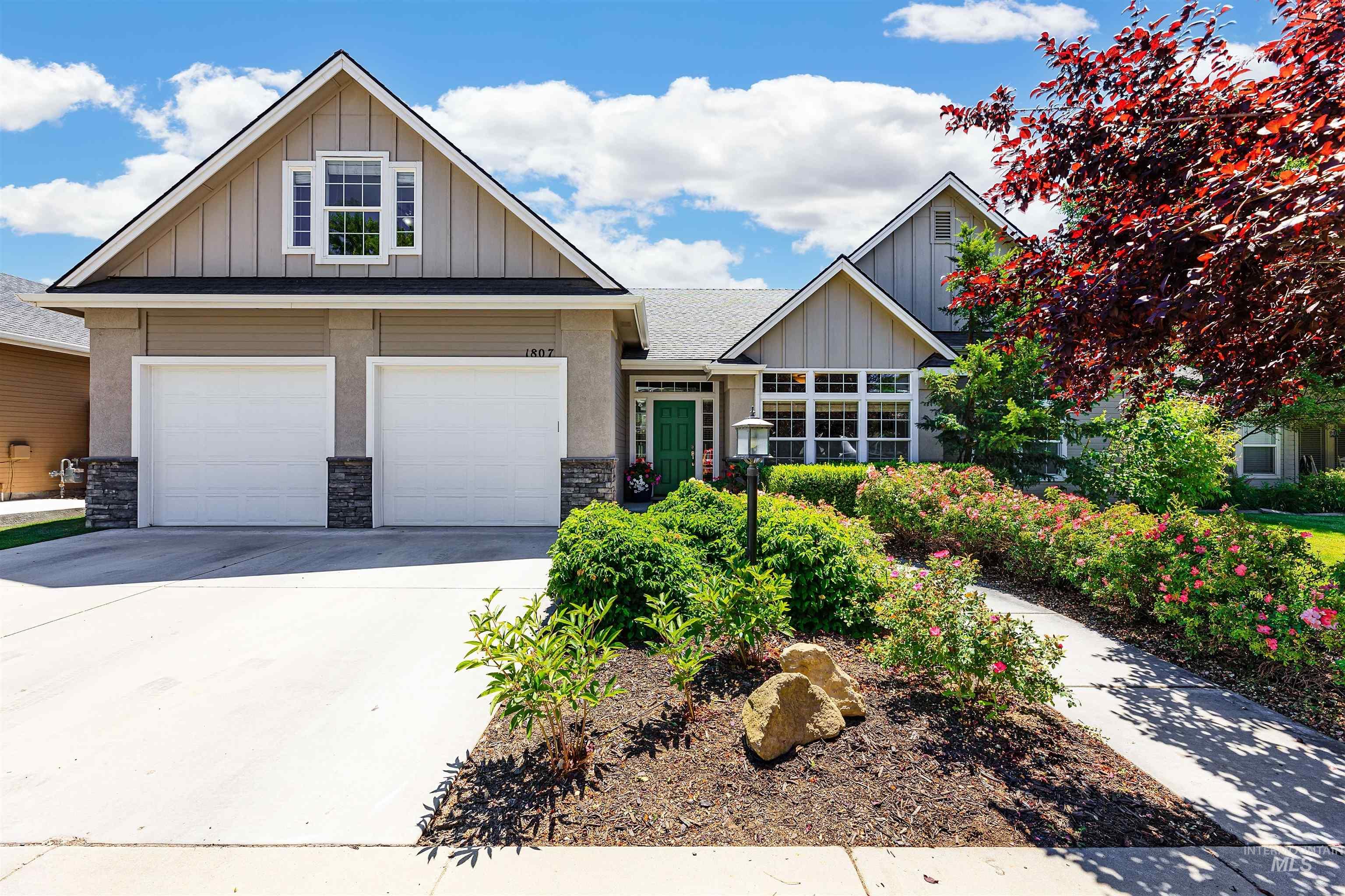 1807 W Glade Creek Street