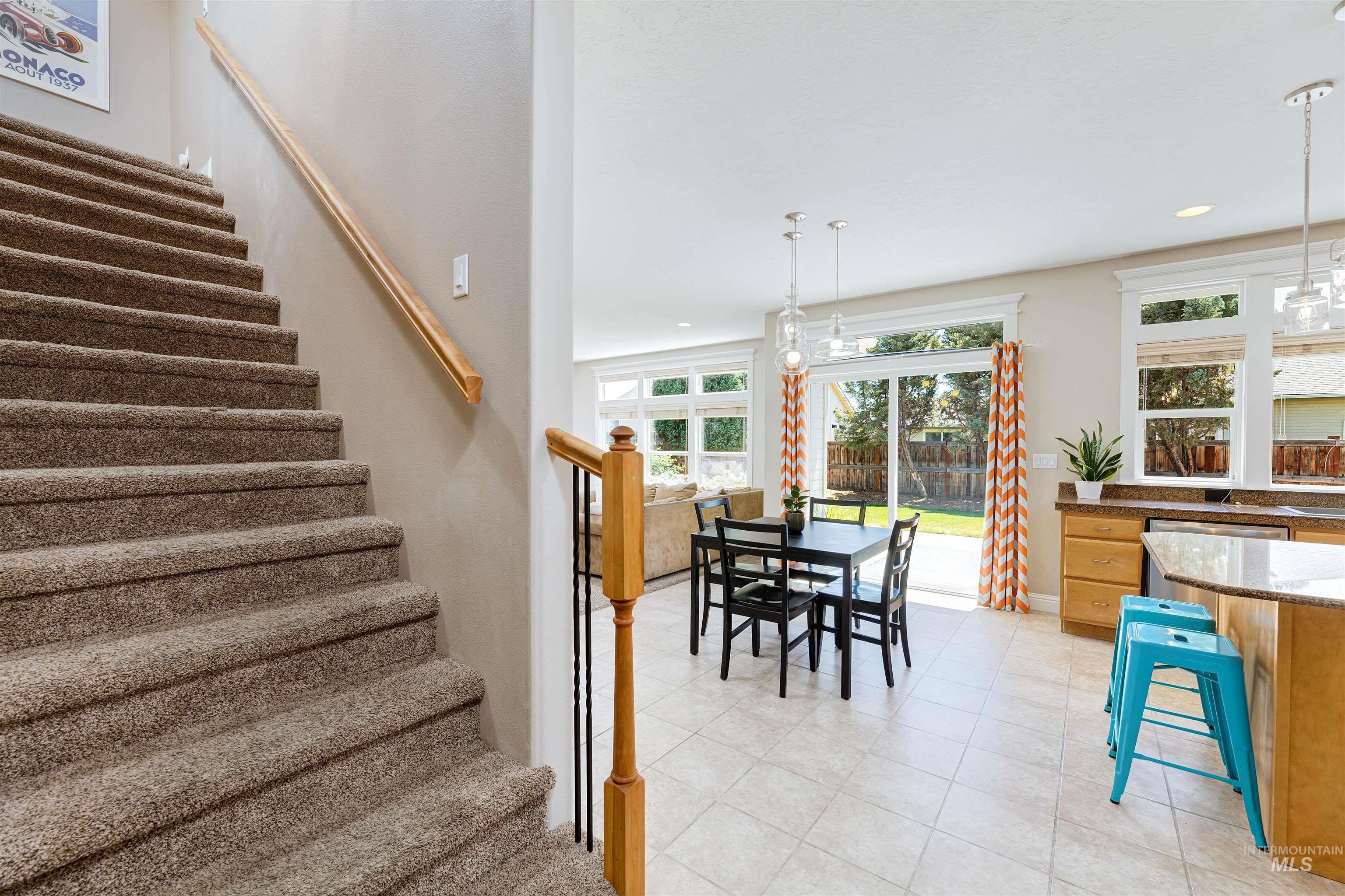 1807 W Glade Creek Street