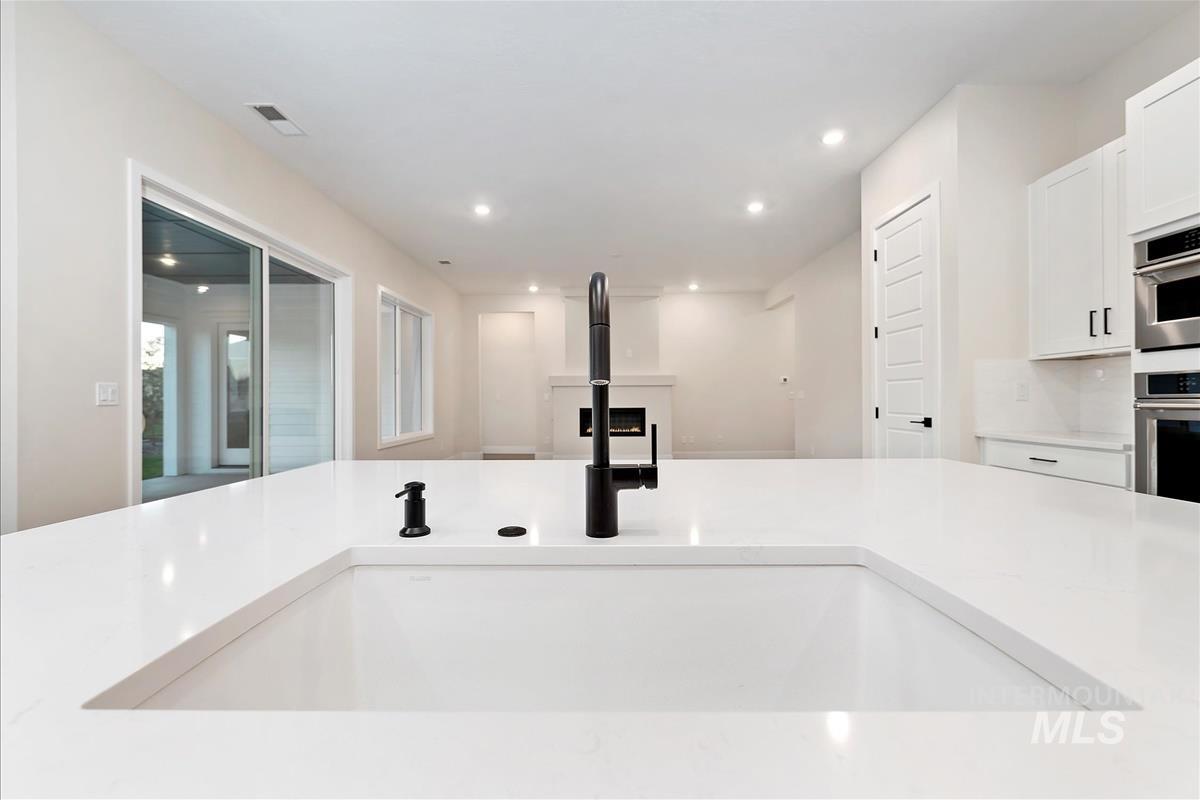 11724 S Integrity Ln