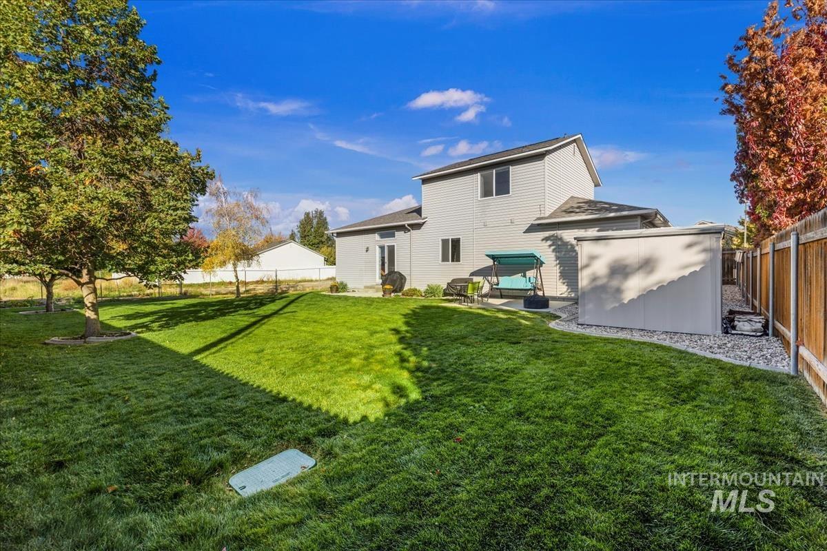 8703 W Tillamook Dr