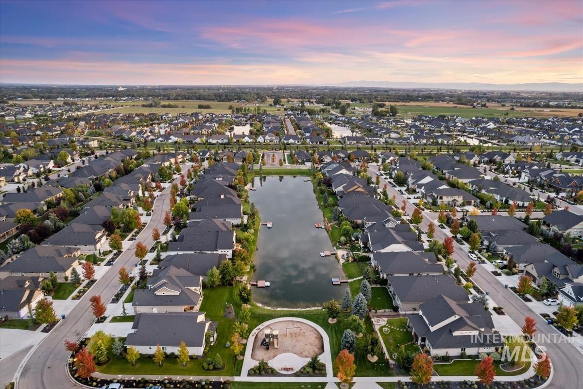 1560 N Lake Placid Ave