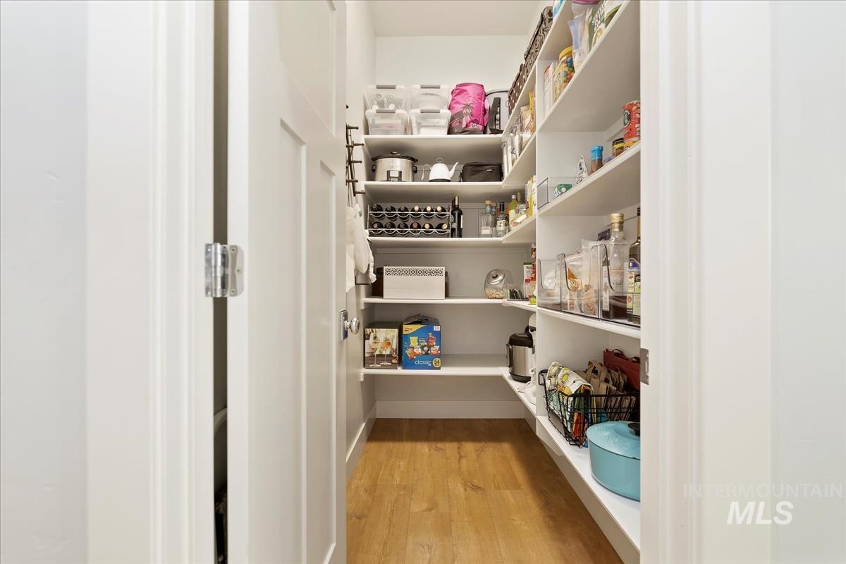 1560 N Lake Placid Ave