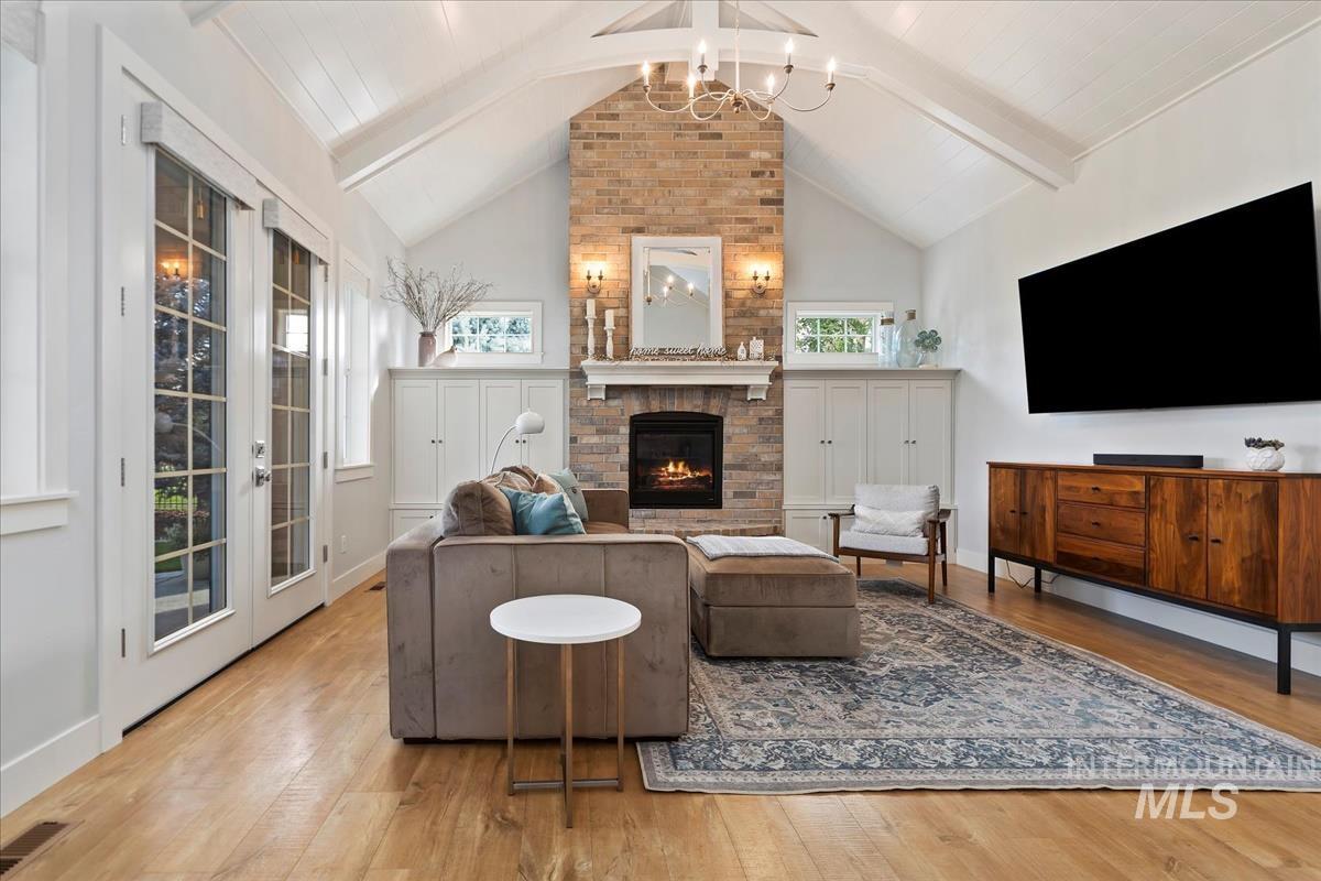 1560 N Lake Placid Ave