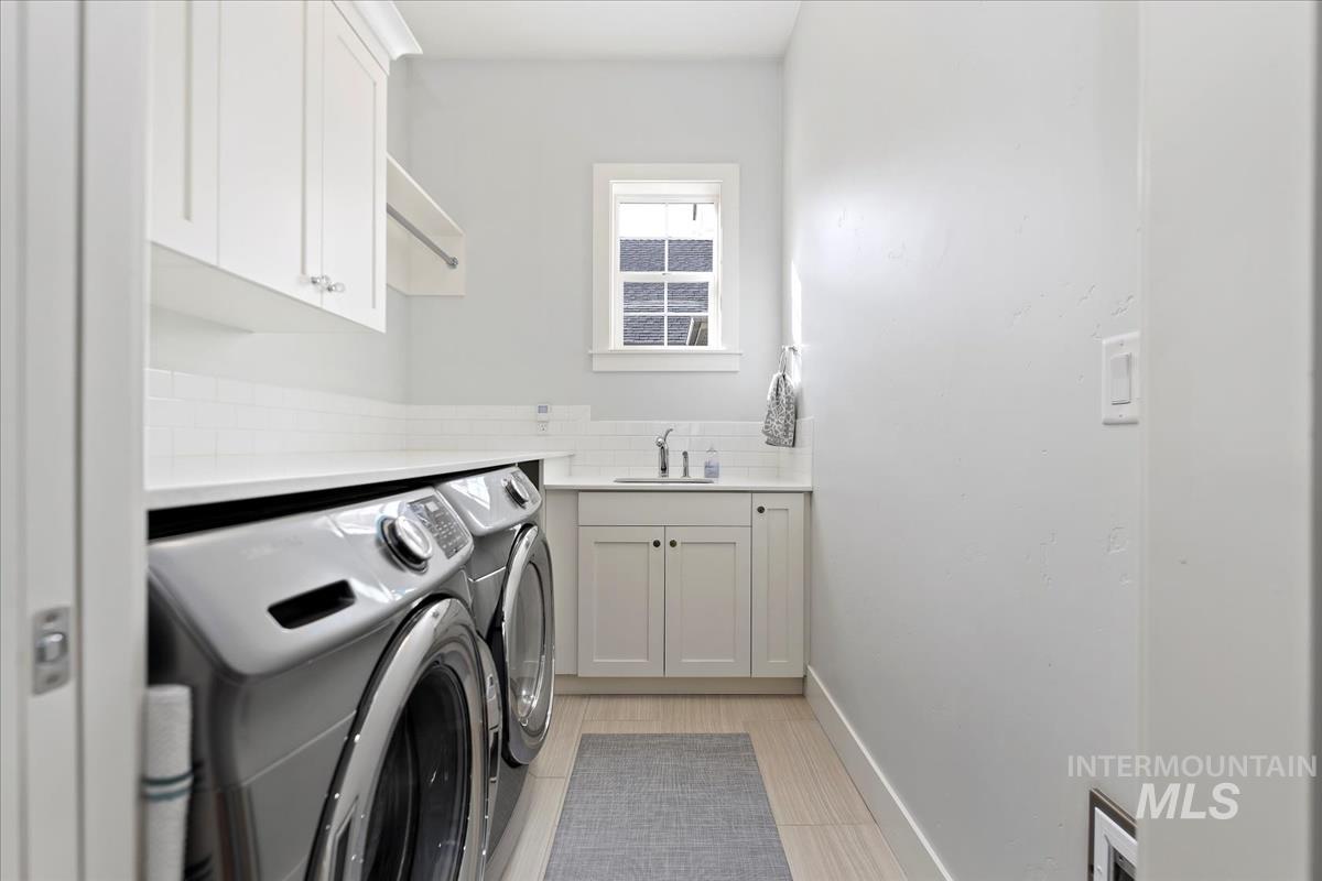 1560 N Lake Placid Ave