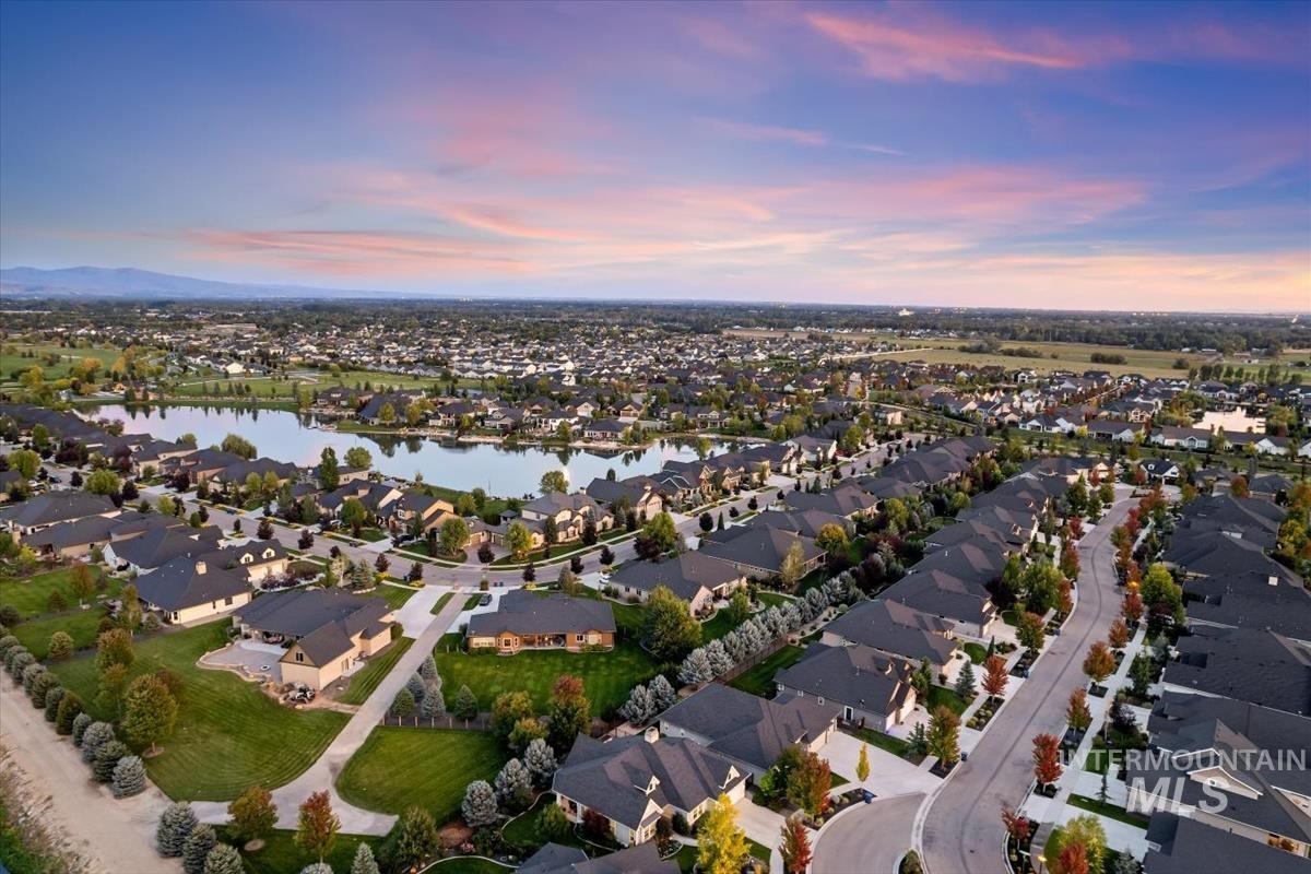 1560 N Lake Placid Ave