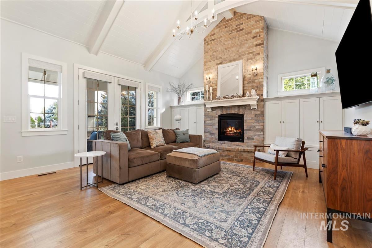 1560 N Lake Placid Ave