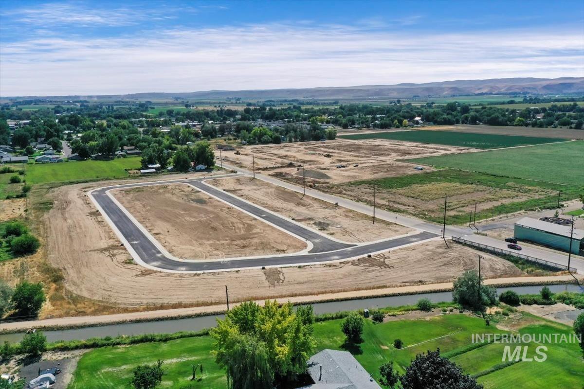 lot 10 block 2 Tbd Wagon Rd