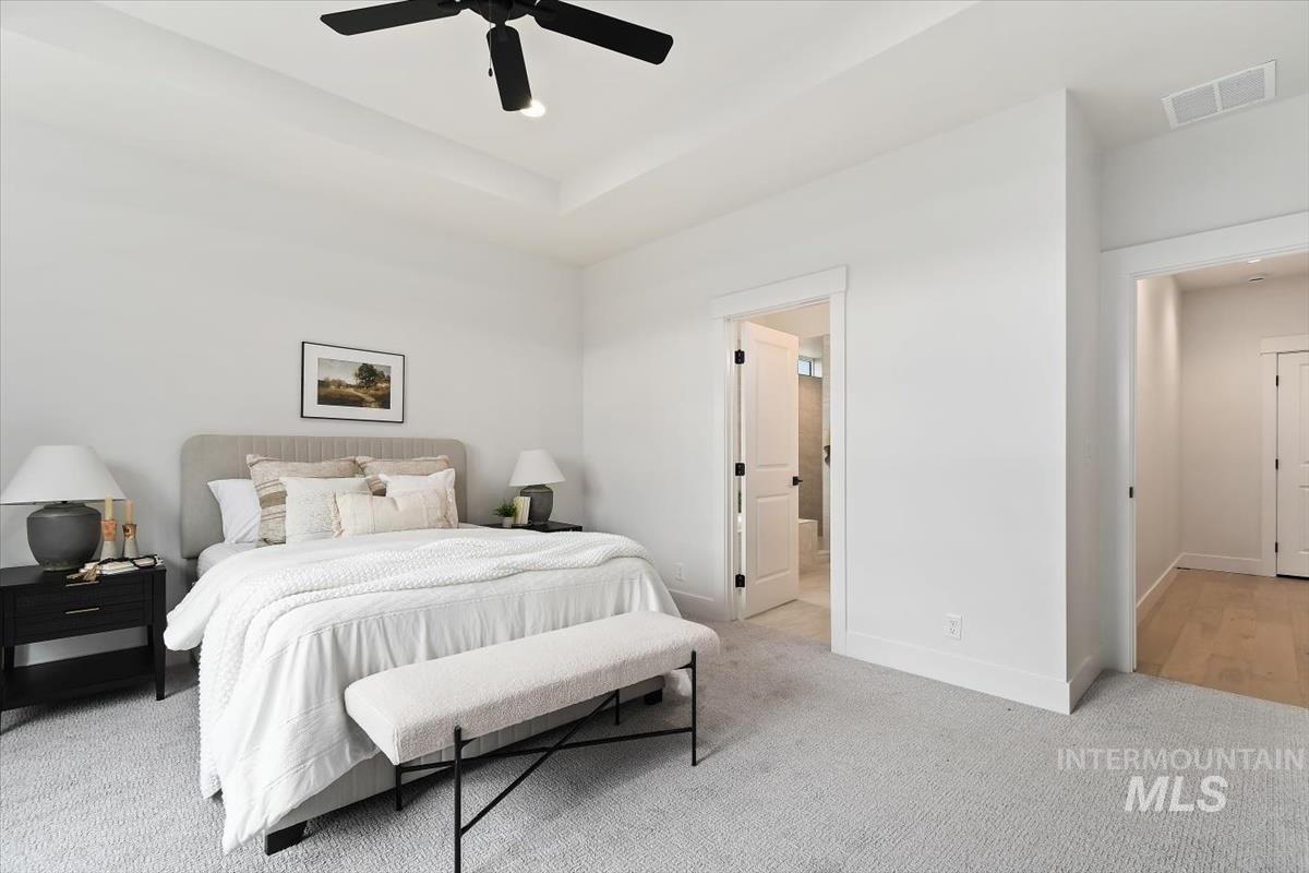 1911 N Willowick Ave