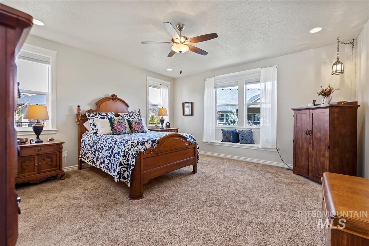 1338 N Lake Placid Ave