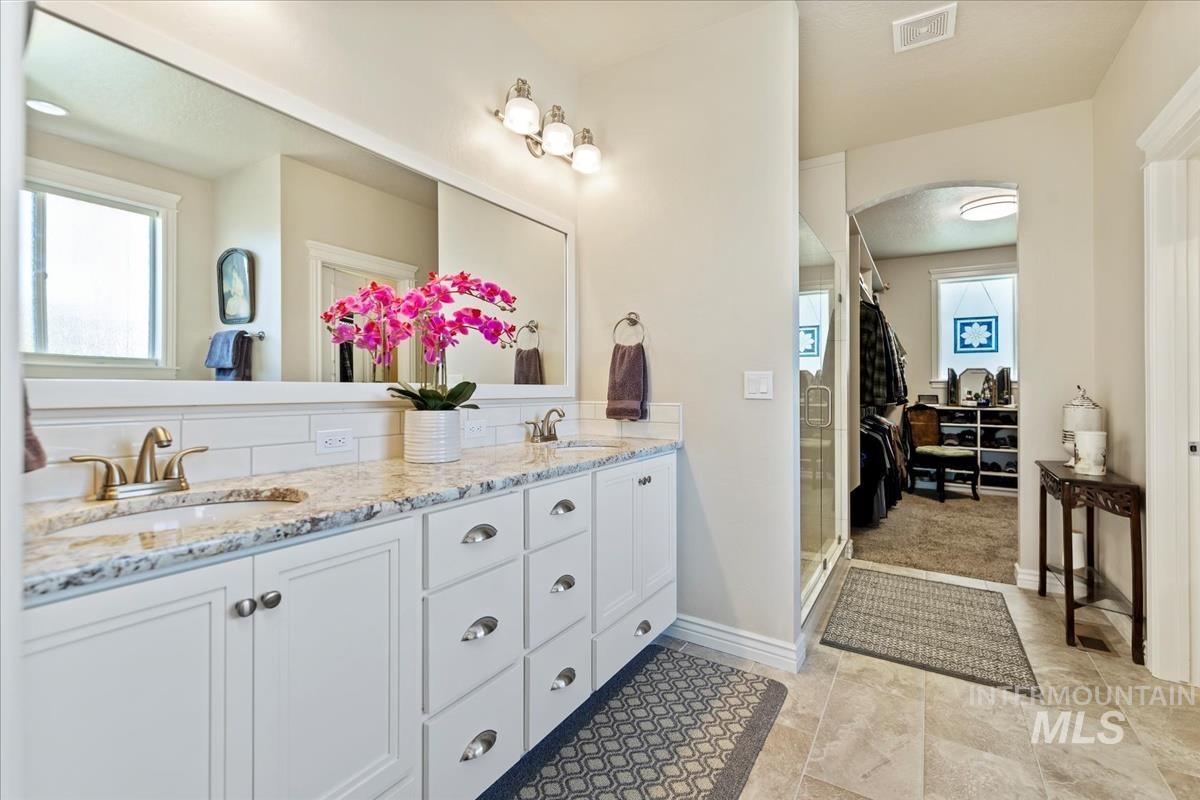 1338 N Lake Placid Ave