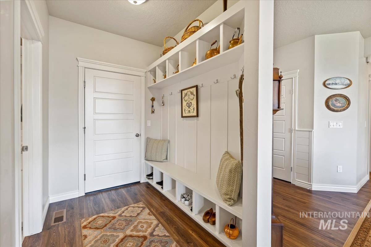 1338 N Lake Placid Ave