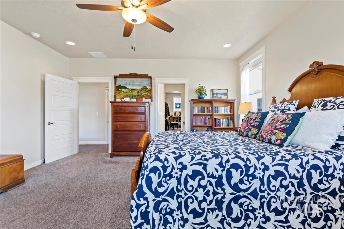 1338 N Lake Placid Ave