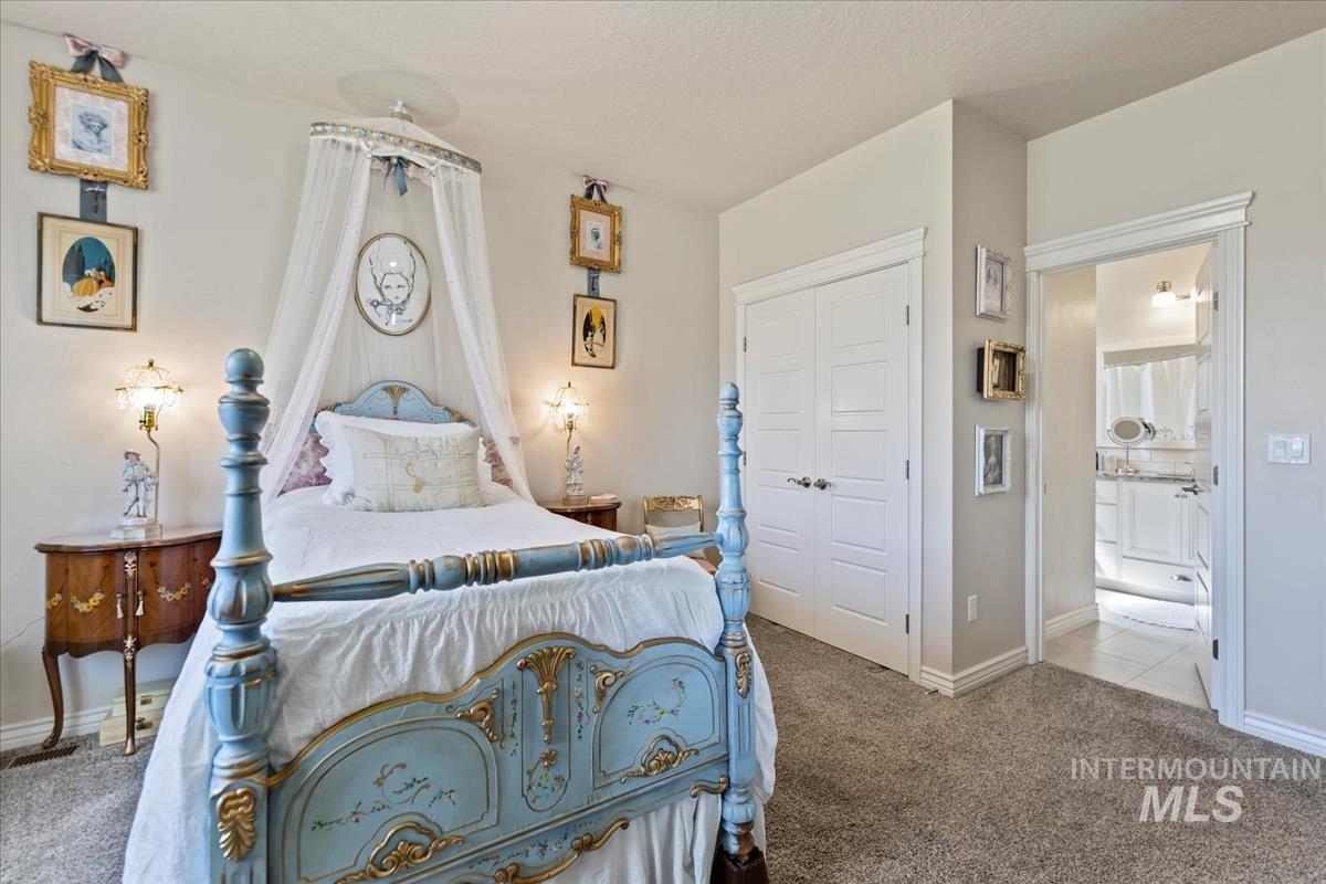 1338 N Lake Placid Ave