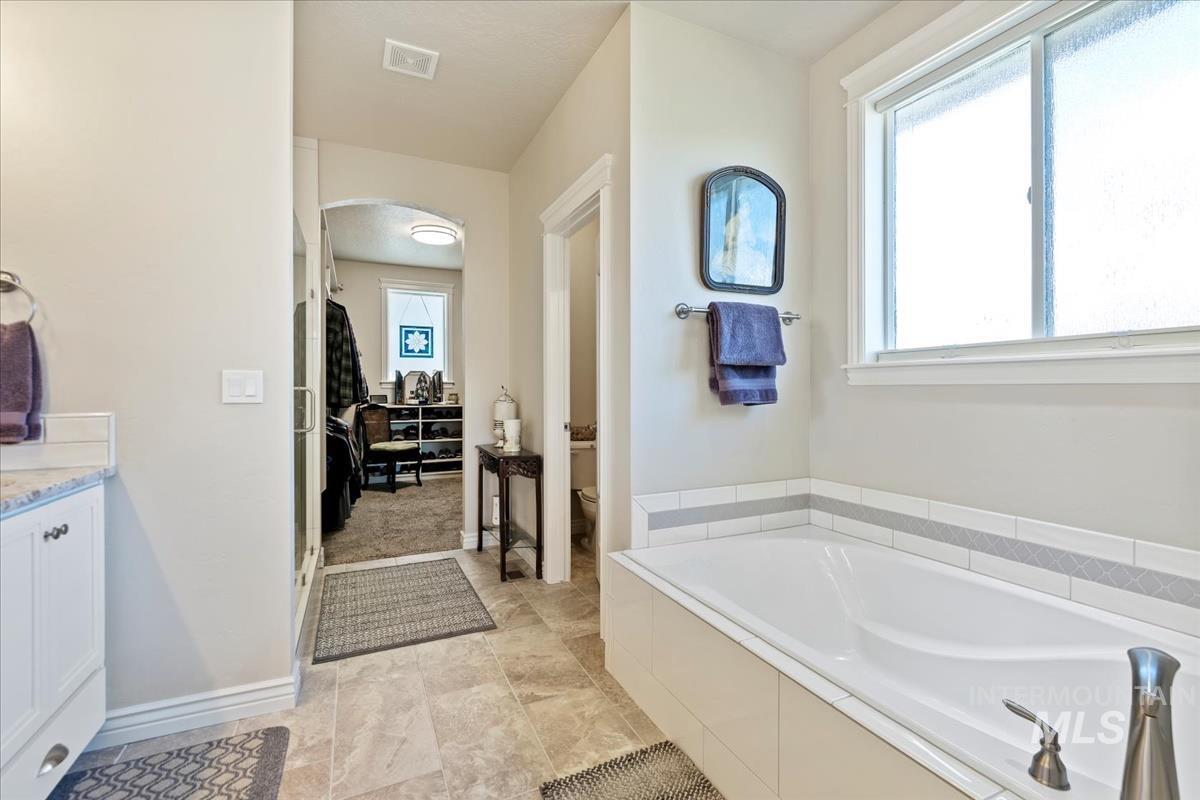 1338 N Lake Placid Ave