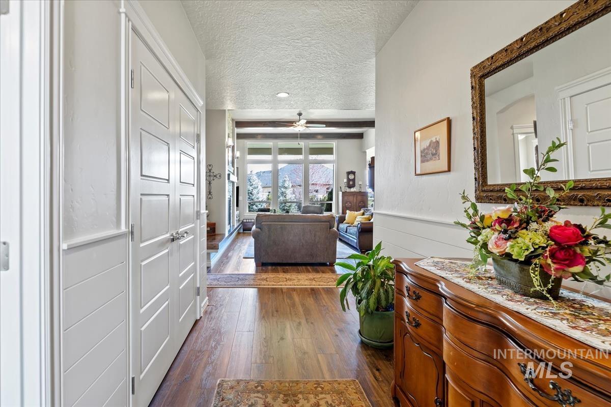 1338 N Lake Placid Ave