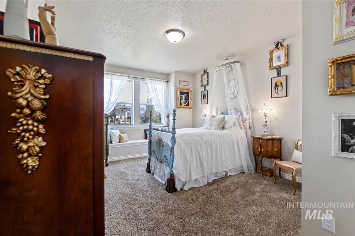 1338 N Lake Placid Ave