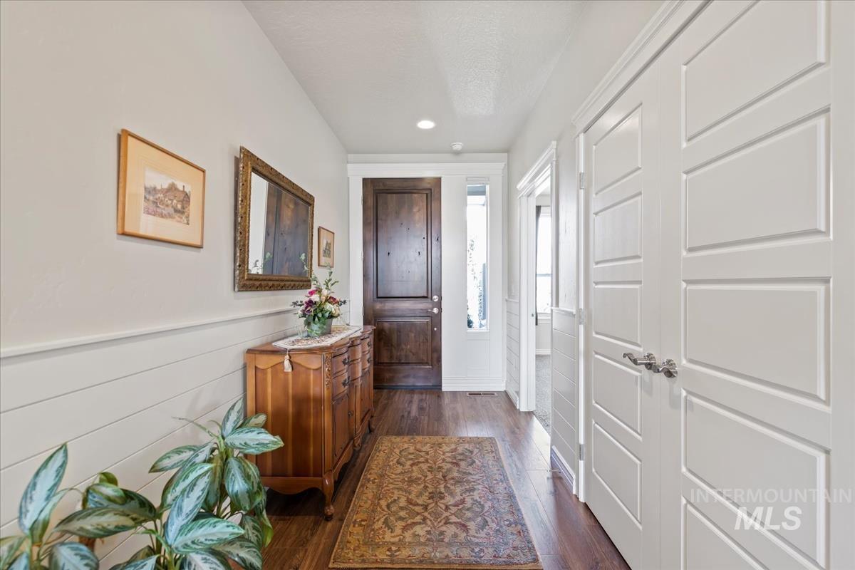 1338 N Lake Placid Ave