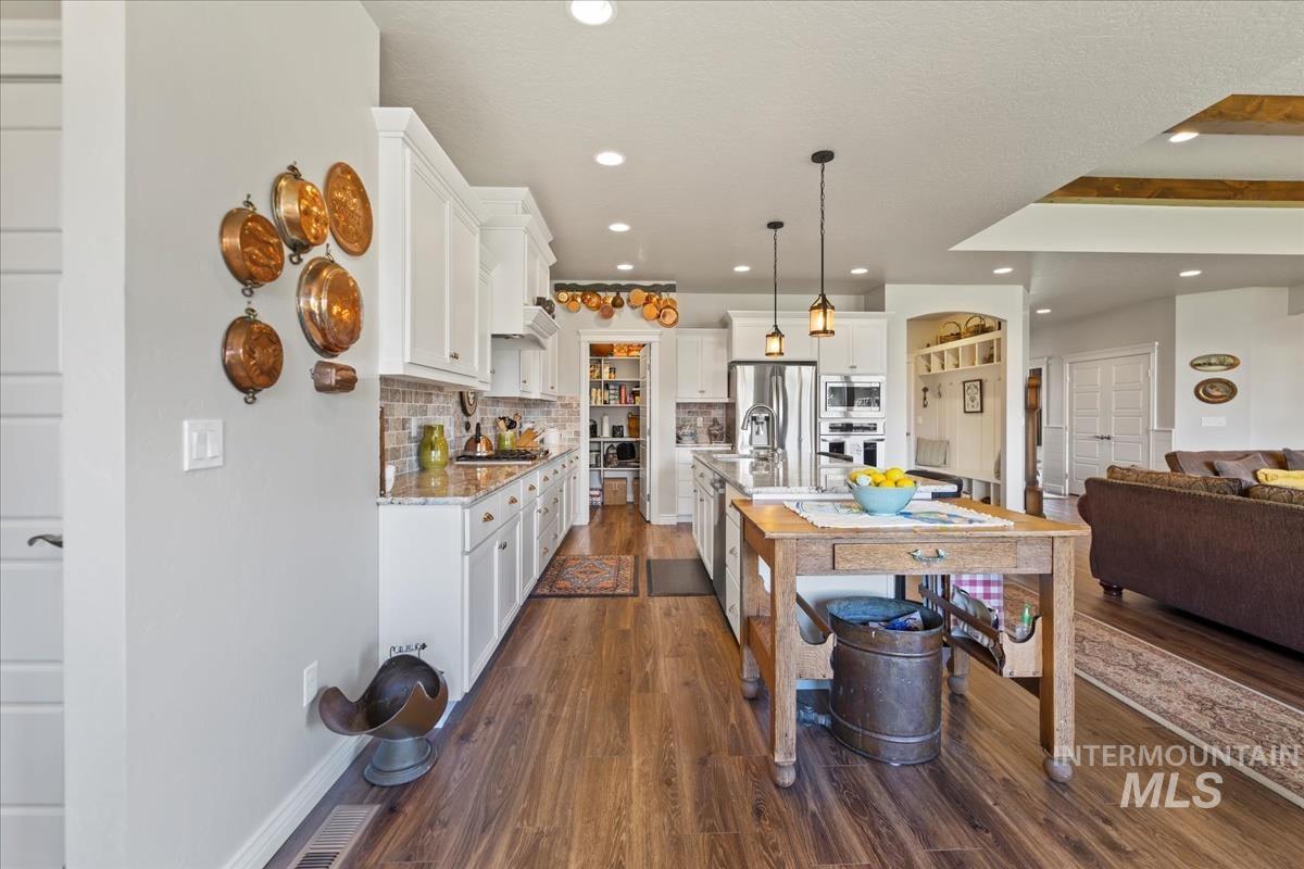 1338 N Lake Placid Ave