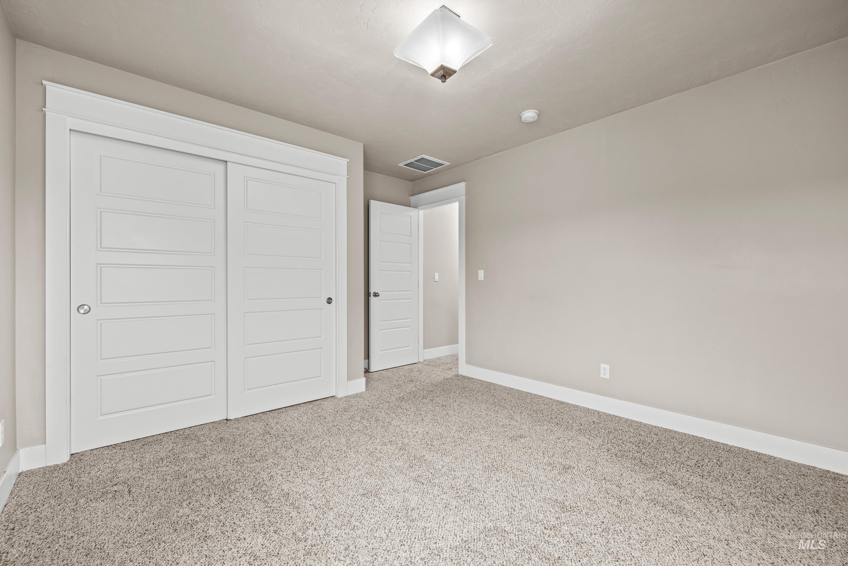 510 N Baxter Way