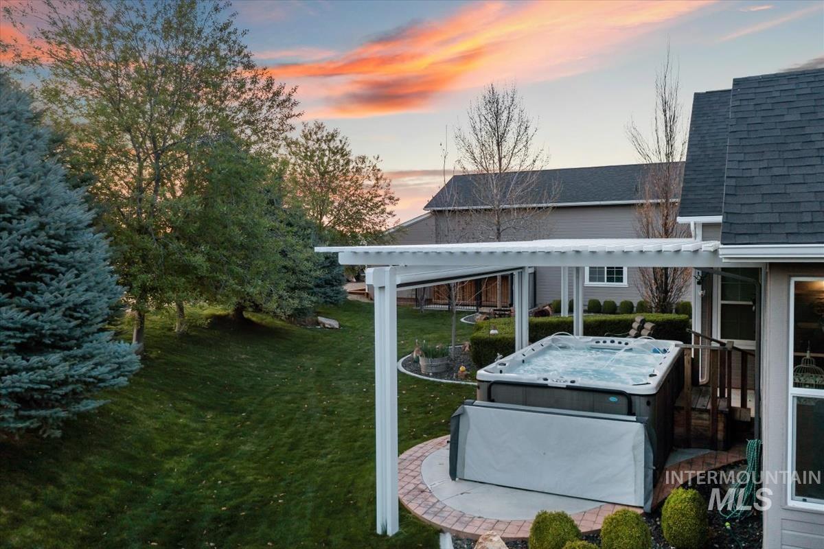 27915 Rabbit Brush