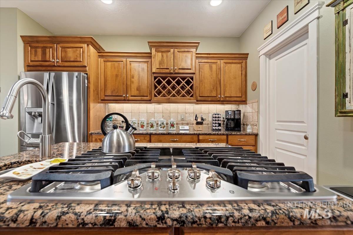 27915 Rabbit Brush