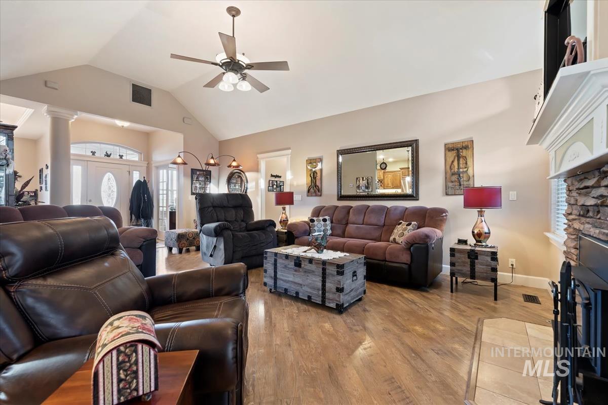 27915 Rabbit Brush