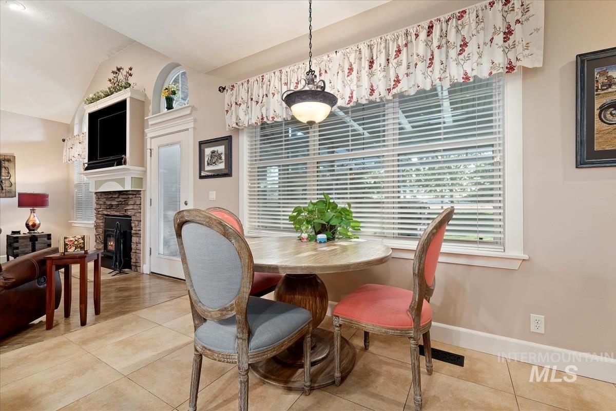 27915 Rabbit Brush