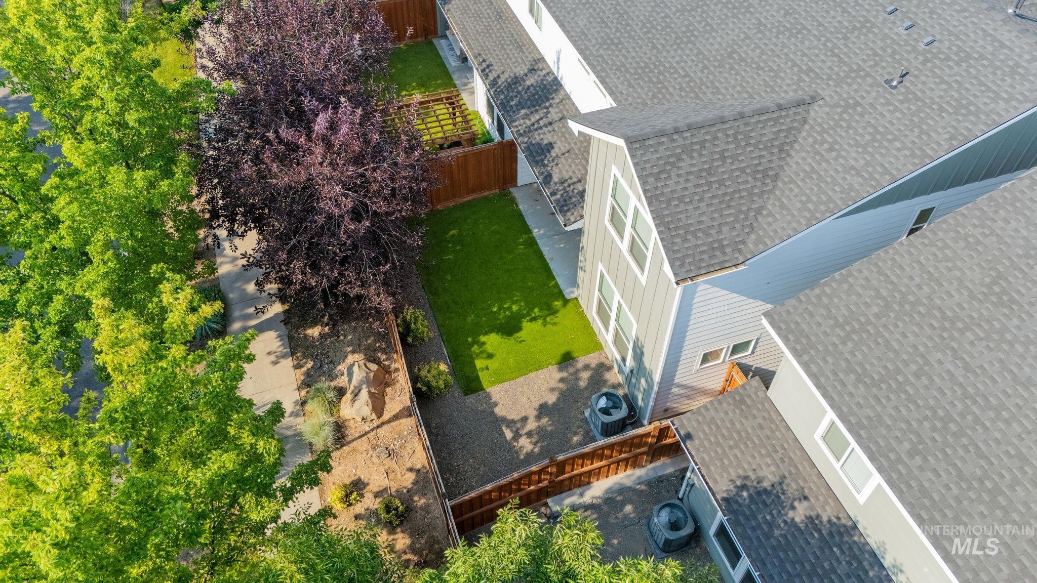 6369 S Gloriosa Ave.