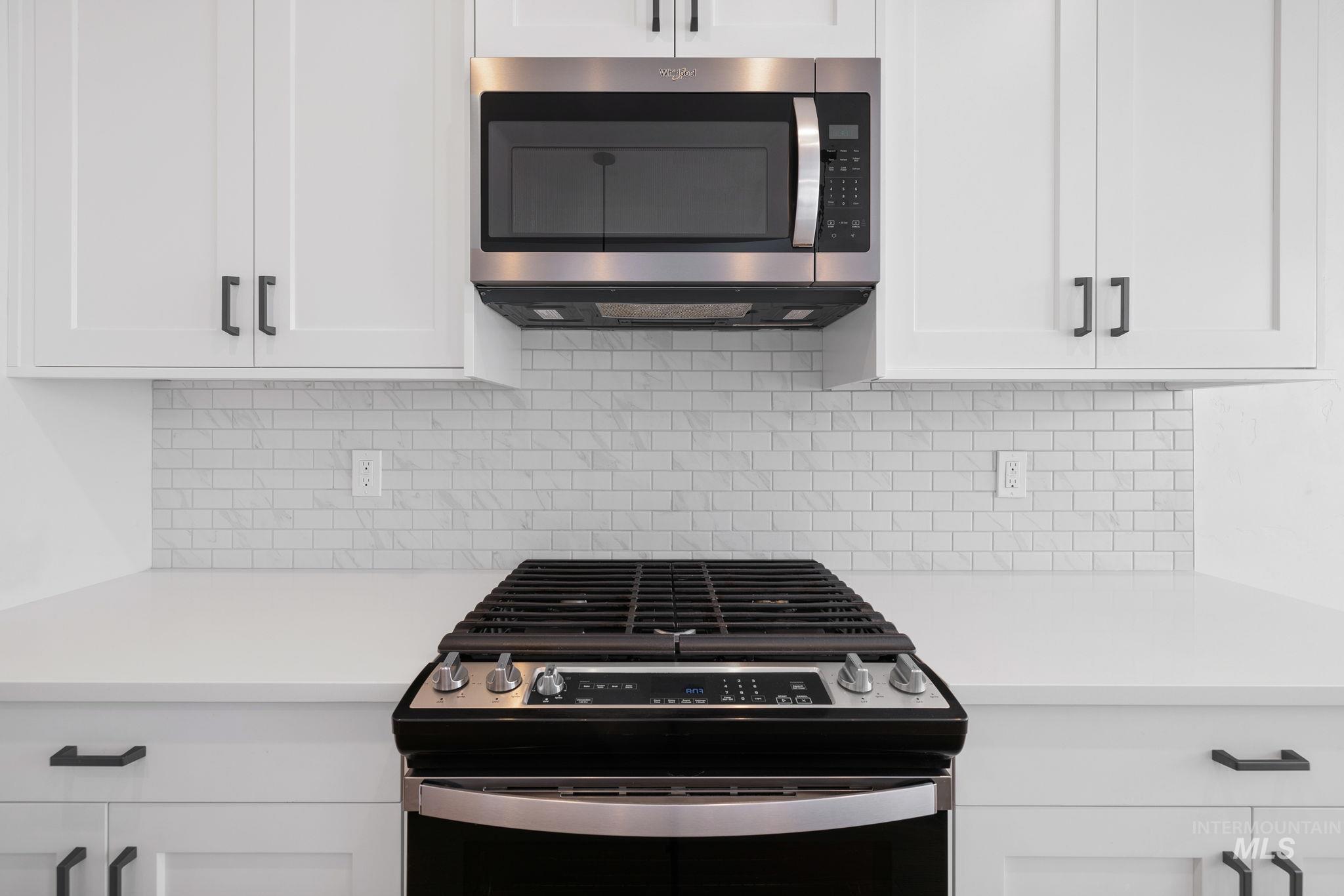 6369 S Gloriosa Ave.