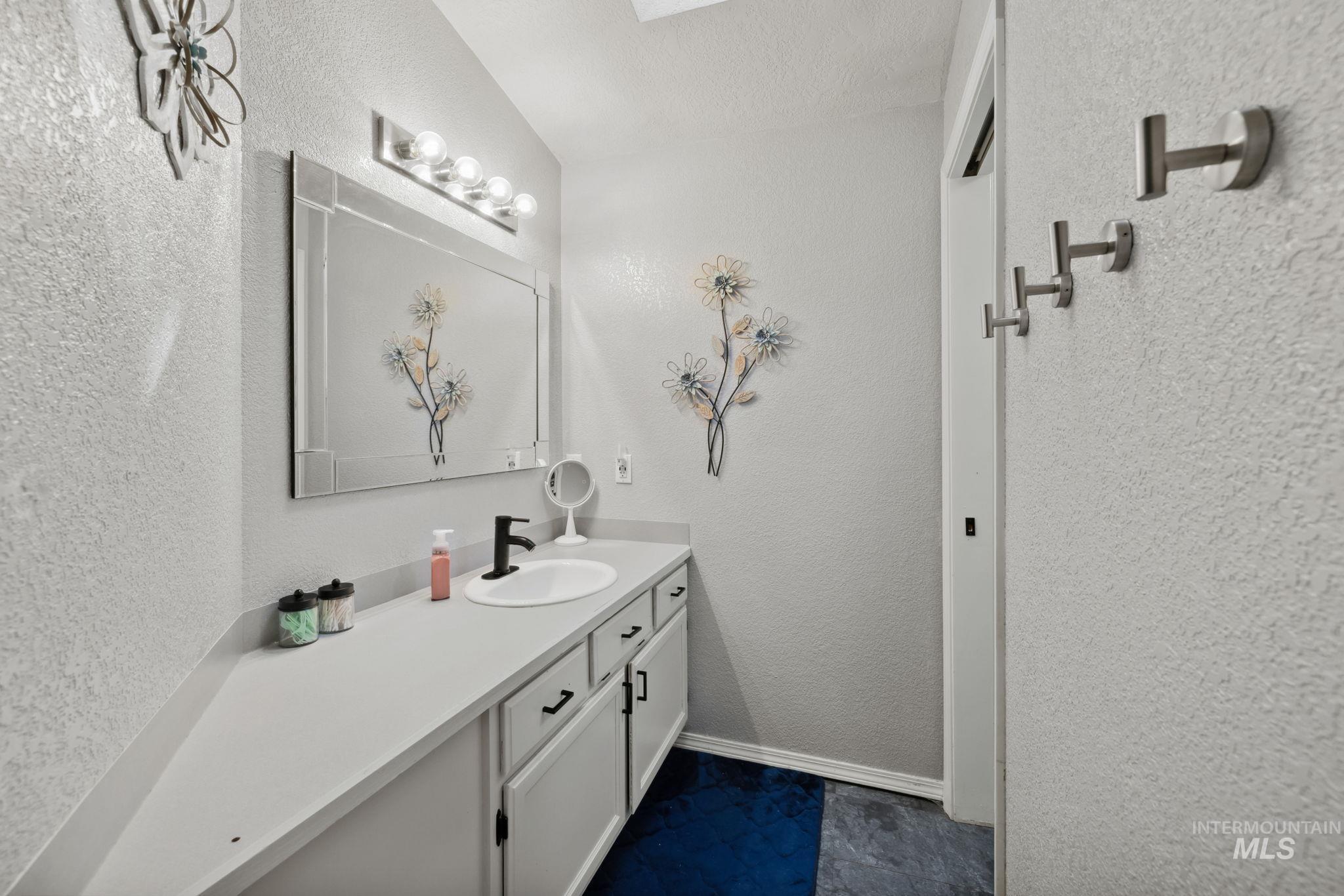 2973 W Stephanie Court