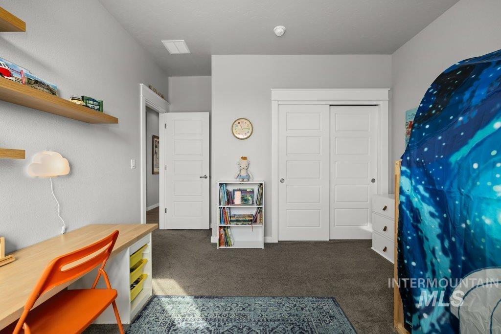 6112 W Walton Pond Drive