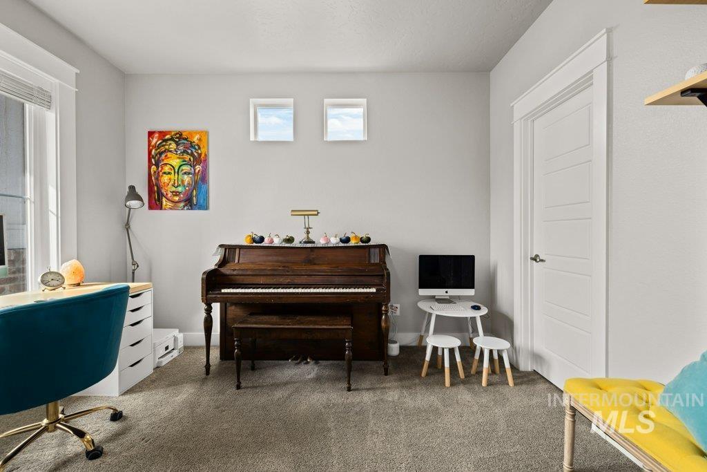 6112 W Walton Pond Drive