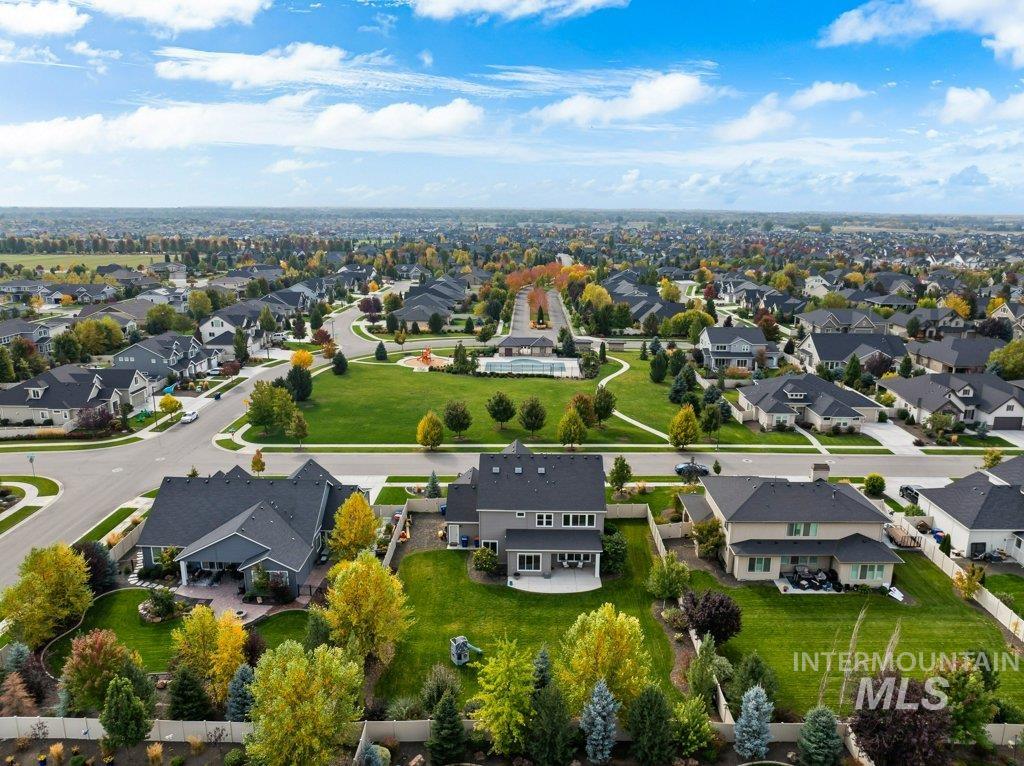 6112 W Walton Pond Drive