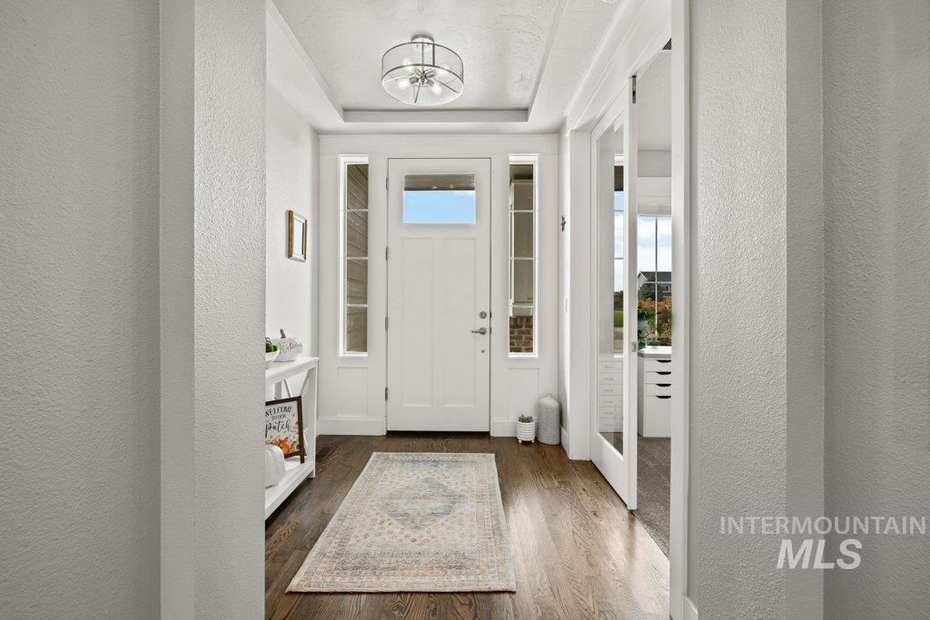 6112 W Walton Pond Drive