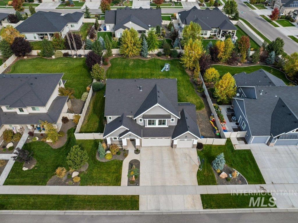 6112 W Walton Pond Drive