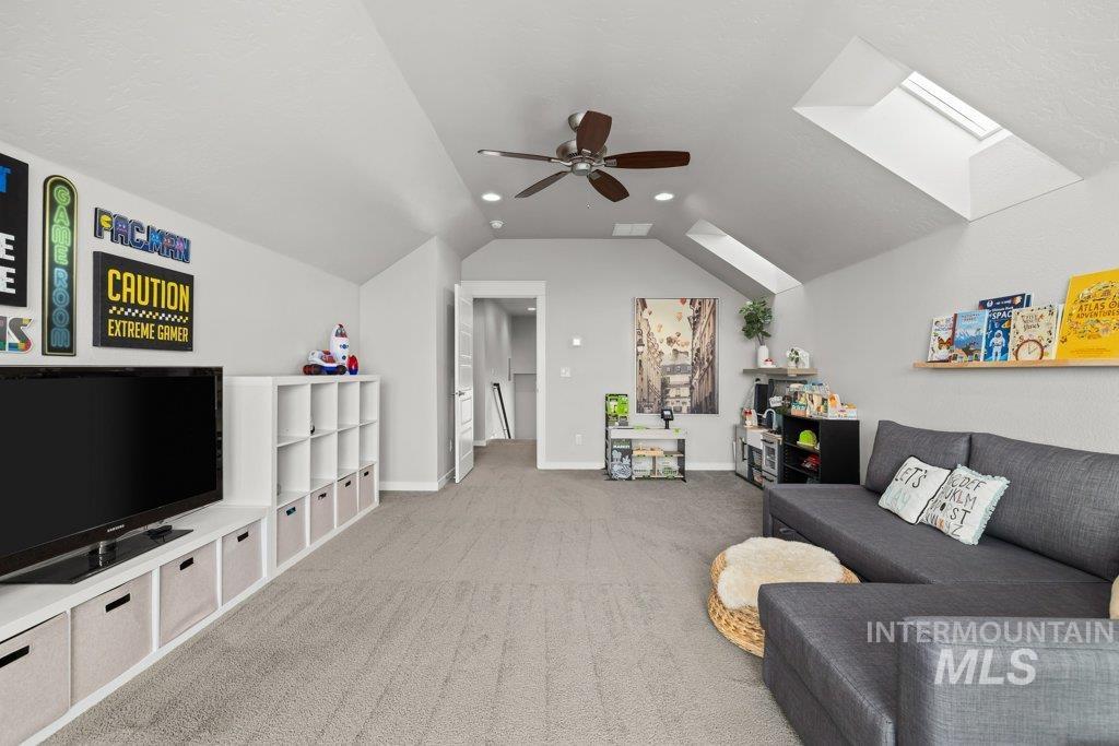 6112 W Walton Pond Drive