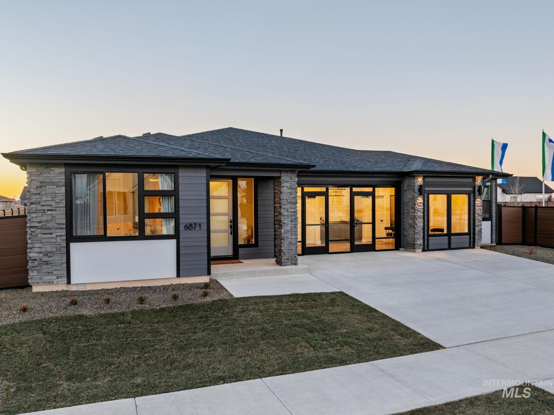 6871 N Brock River Pl