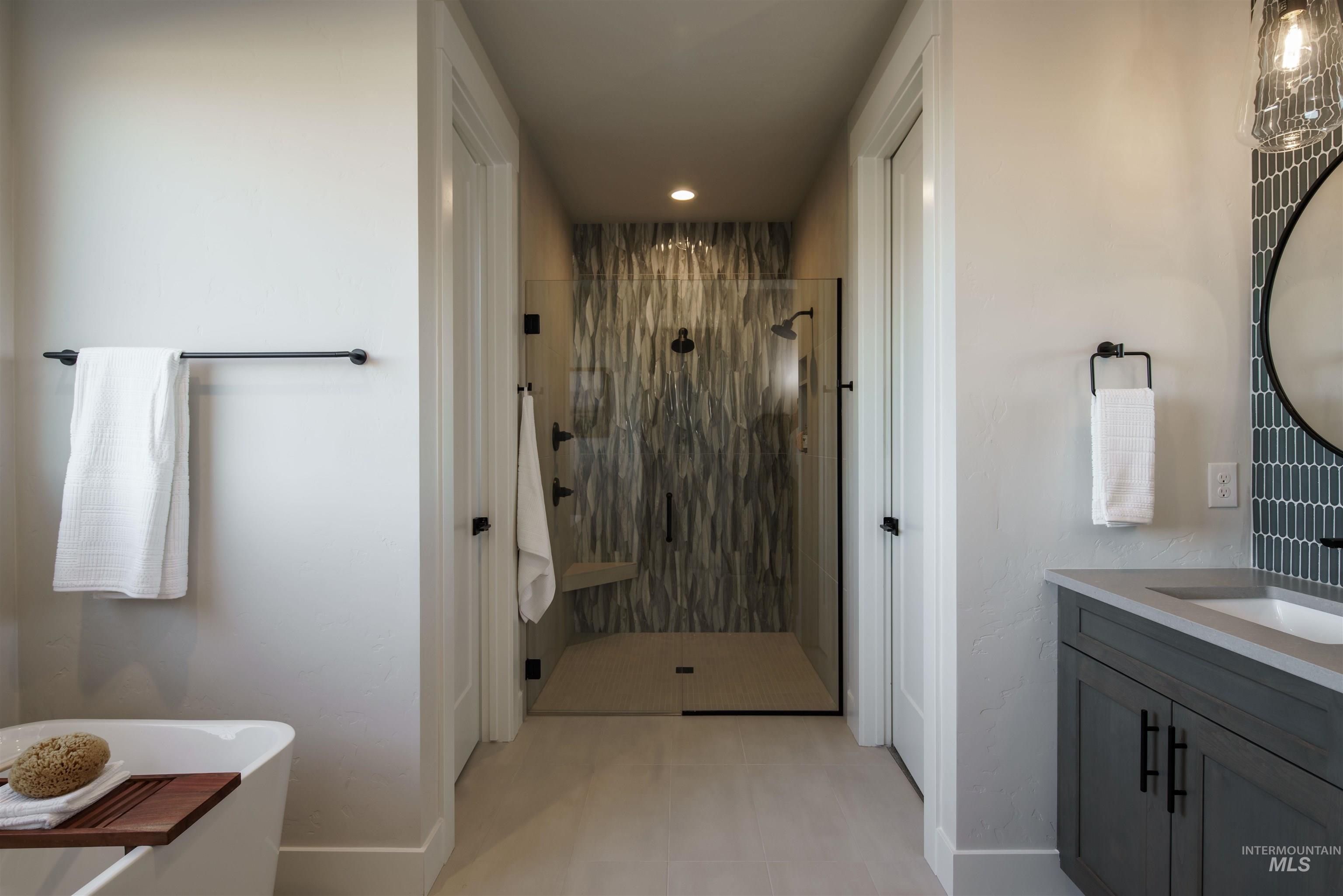 6871 N Brock River Pl