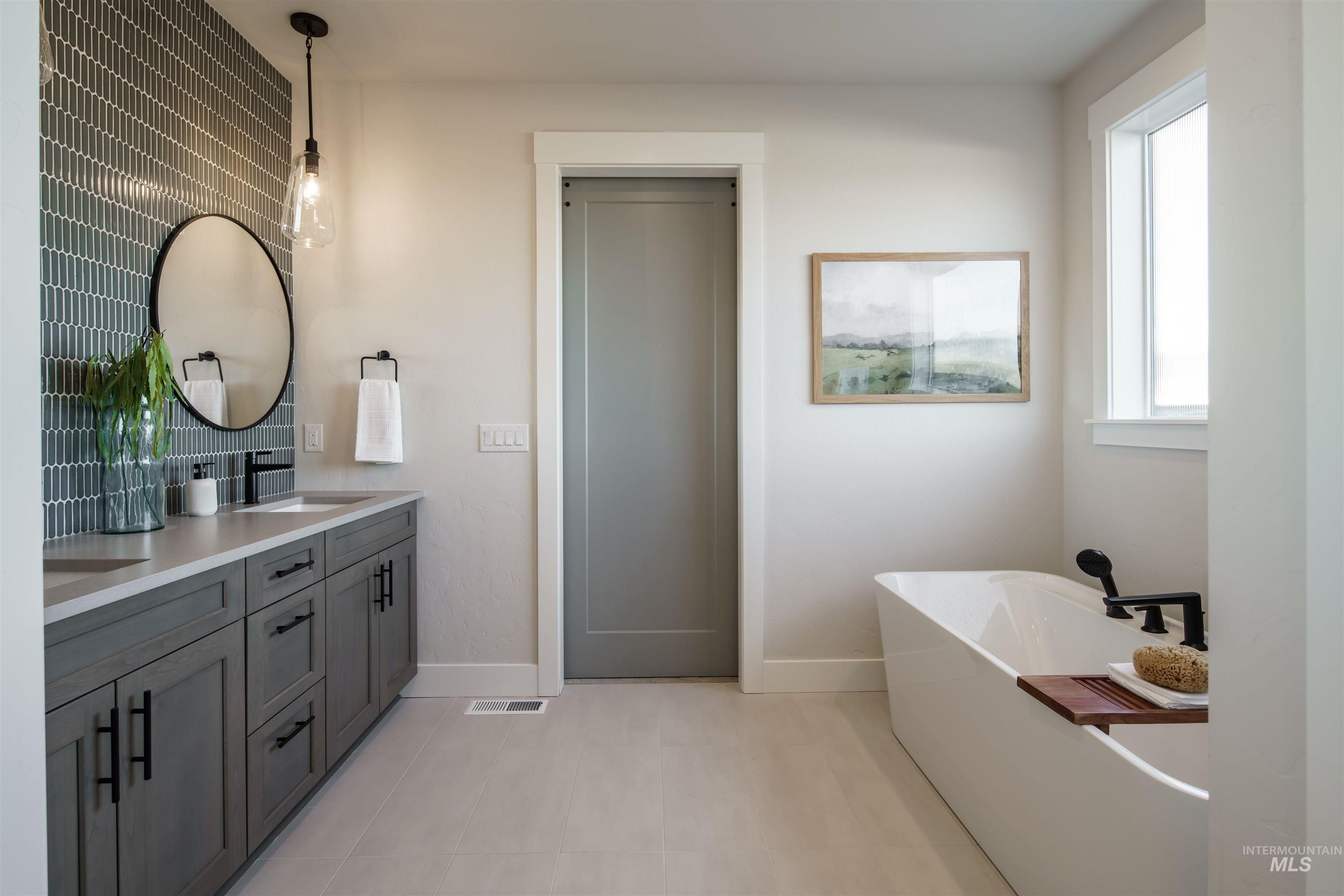 6871 N Brock River Pl