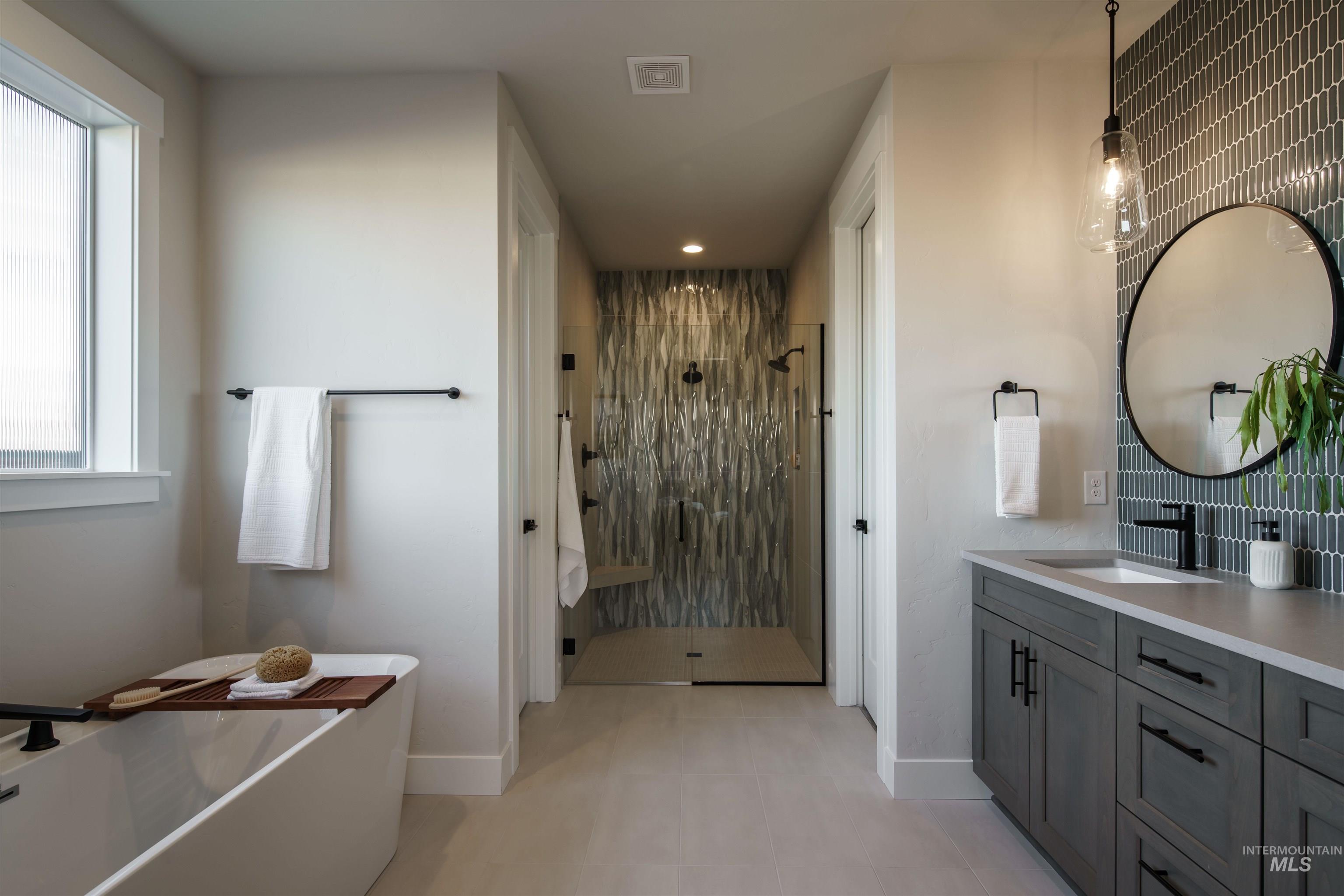 6871 N Brock River Place