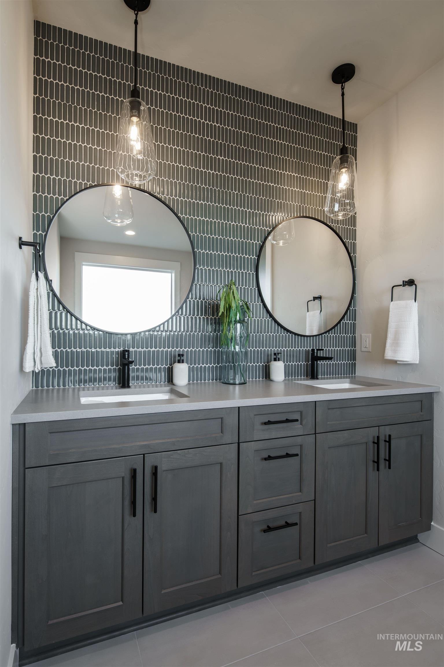 6871 N Brock River Place