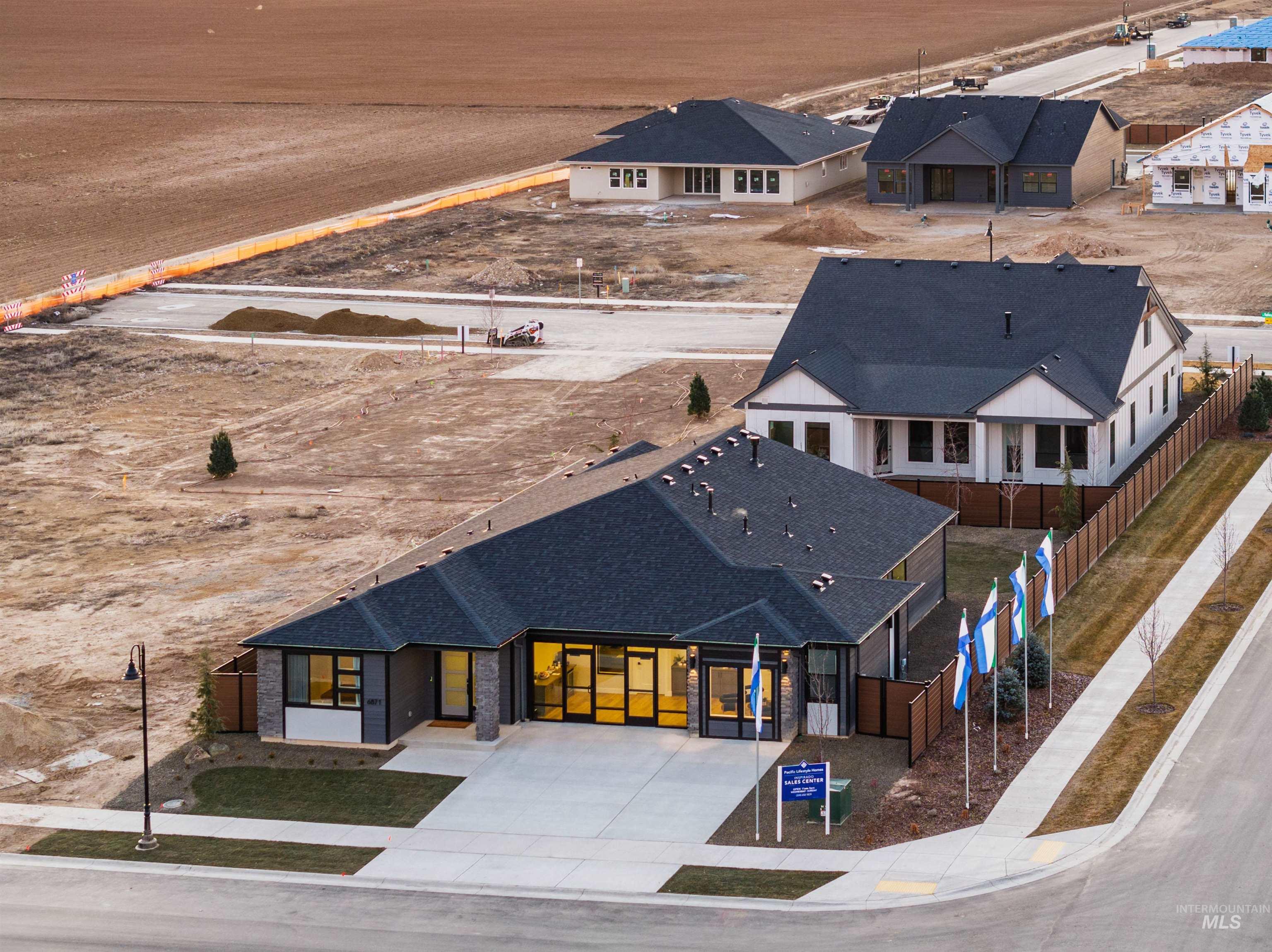 6871 N Brock River Place