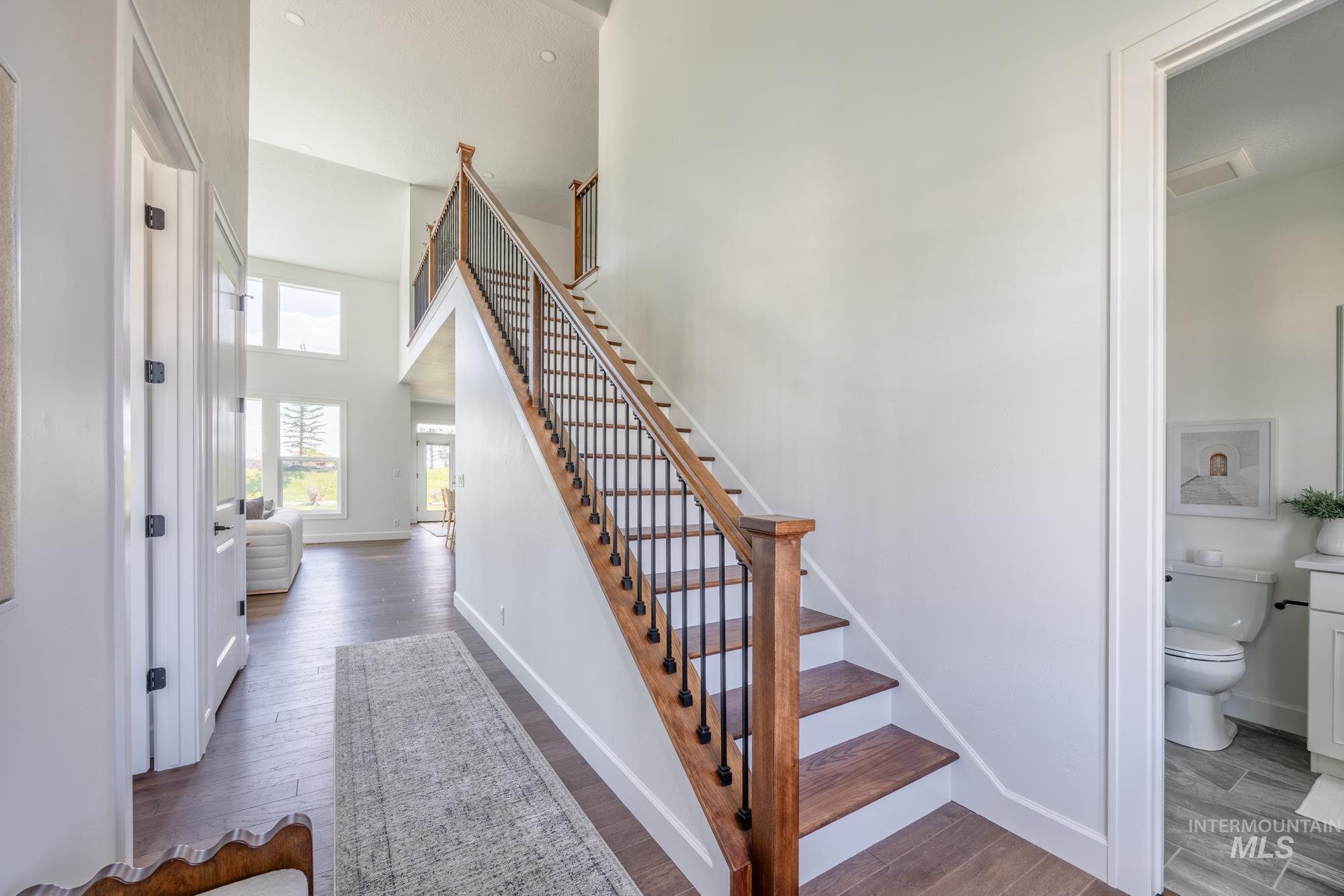 7745 N W Rockhaven Dr