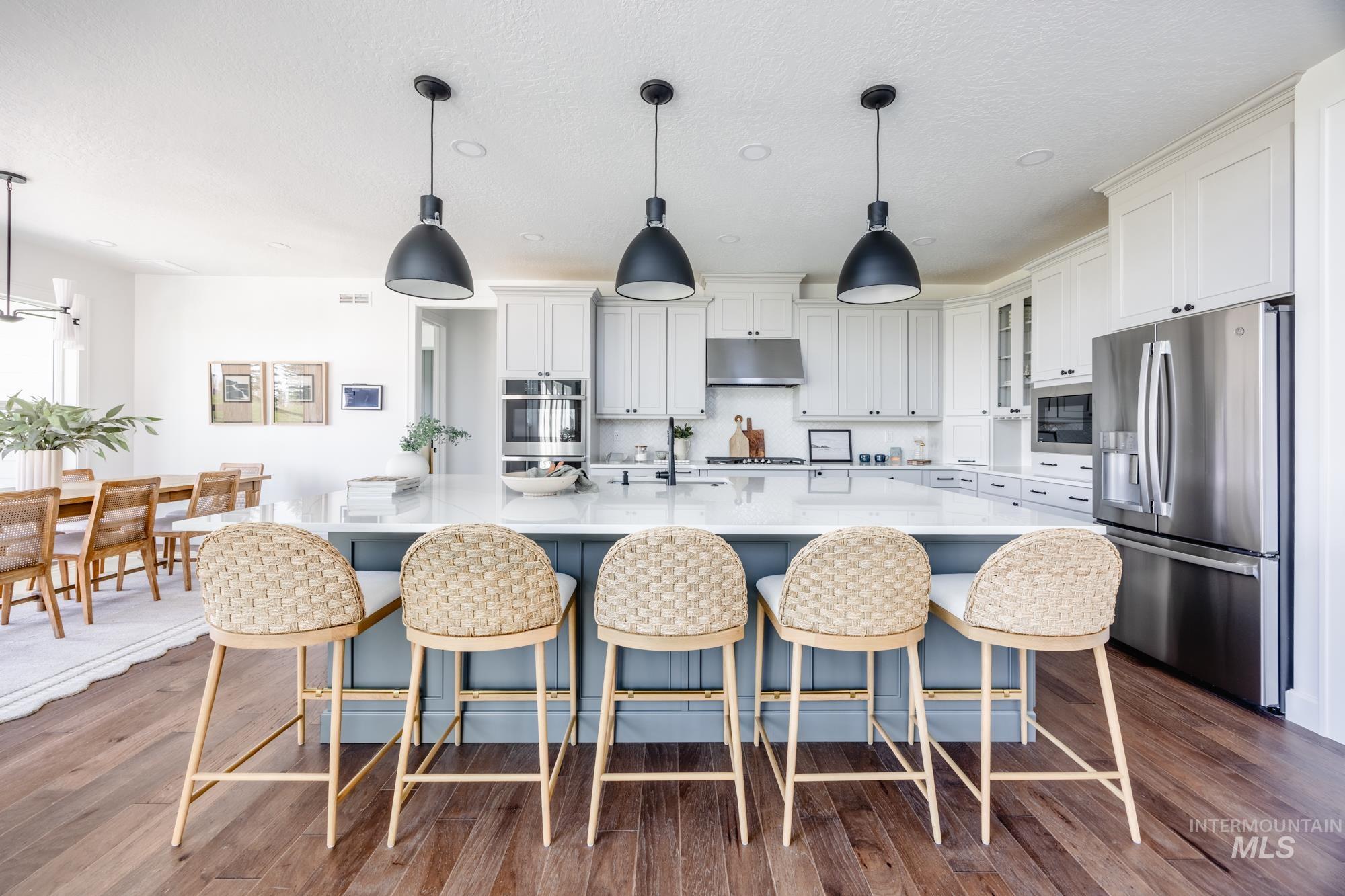 7745 N W Rockhaven Dr